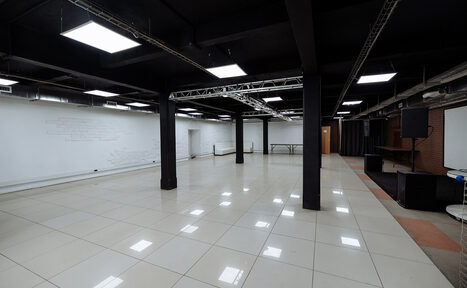 Арендовать Loft-Hall Viva. Современное пространство 