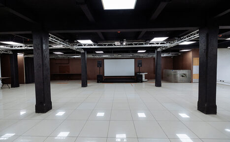 Арендовать Loft-Hall Viva. Современное пространство 