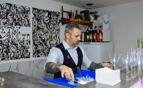 Арендовать Третье место 