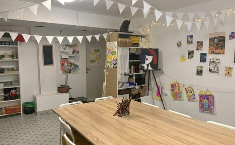 Арендовать Уютная студия для творческих встреч 