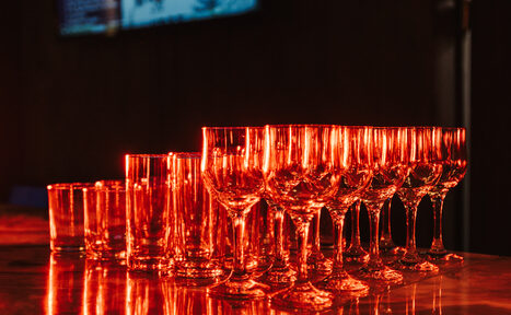 Арендовать Мраморный лофт для тематических мероприятий