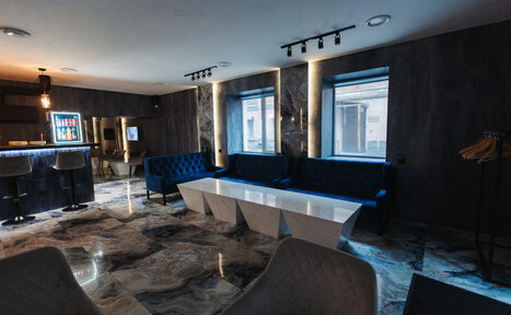 Арендовать Мраморный лофт для тематических мероприятий