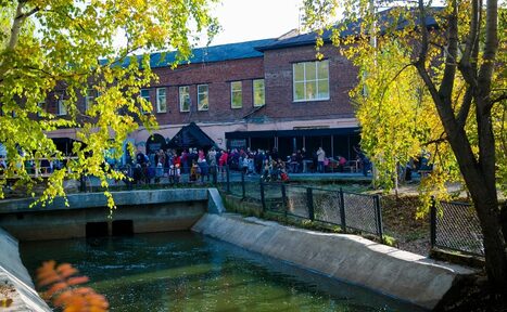 Арендовать Большое пространство из нескольких залов в Черноисточинске