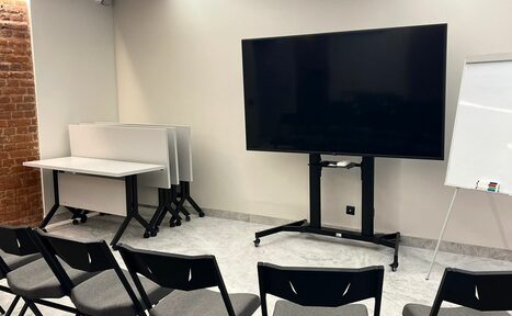 Арендовать Статский Советник. Конференц-зал на 45 человек