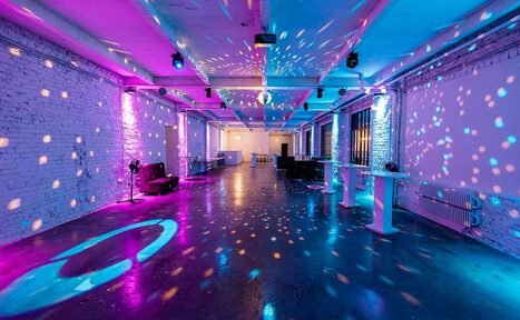 Арендовать Take your Time Loft Многофункциональное пространство 