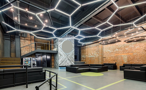 Арендовать FB  Пространство с футбольным полем