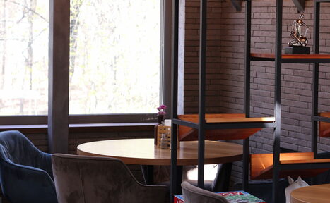 Арендовать B&b Bradu Bar Уютный бар с кухней в Сокольниках