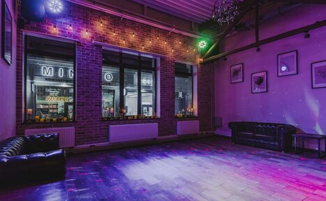 Арендовать Loft Lodge 3. Двухуровневый лофт с двориком