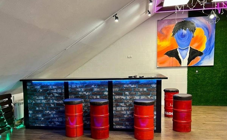 Арендовать MyHope Лофт со светомузыкой на Фруктовой