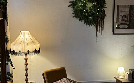 Арендовать Уютное пространство с большими окнами 