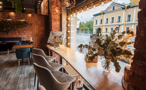 Арендовать Эко-лофт с зелеными растениями