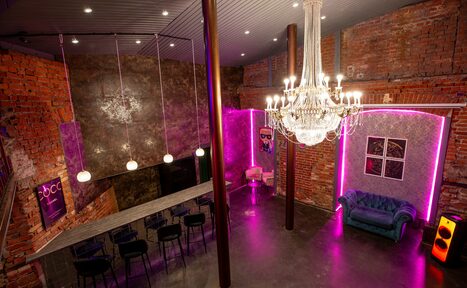 Арендовать Двухэтажный лофт с отдельным входом