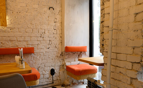 Арендовать Б. 23 Светлое кафе под закрытие 