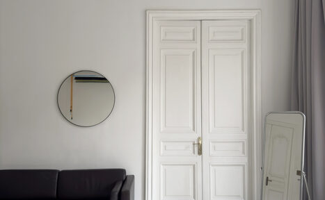 Арендовать Светлый зал с растениями