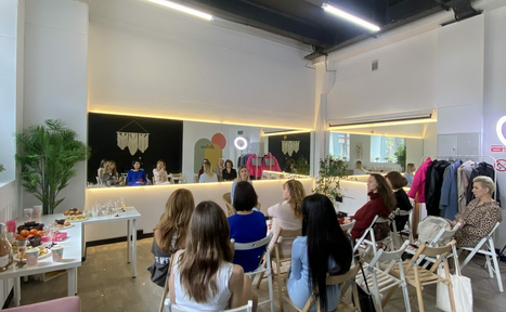 Арендовать Светлое пространство для деловых встреч 