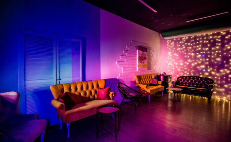 Арендовать Лофти. Lofty. Яркий лофт для вечеринок