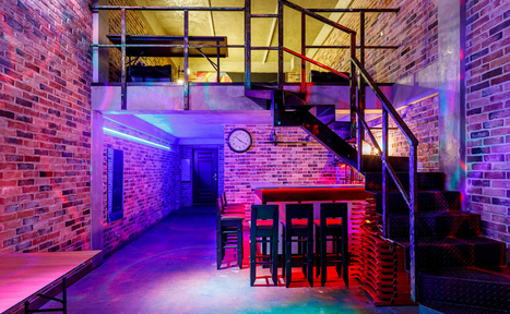 Арендовать Gallery Loft (Галерея Лофт). Двухуровневый лофт с витражным остеклением