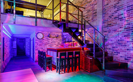 Арендовать Gallery Loft (Галерея Лофт). Двухуровневый лофт с витражным остеклением