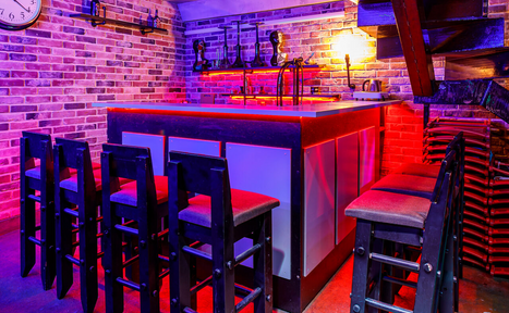 Арендовать Gallery Loft (Галерея Лофт). Двухуровневый лофт с витражным остеклением