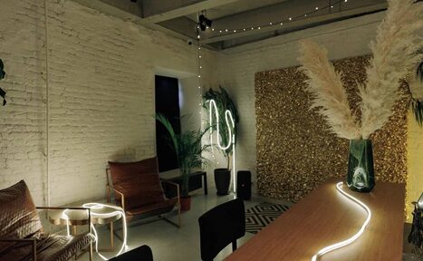 Арендовать Светлый лофт с фотозоной