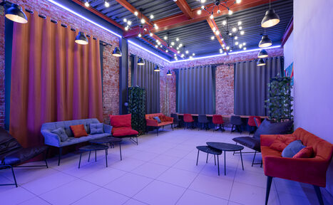 Арендовать Интерьерный зал в современном стиле