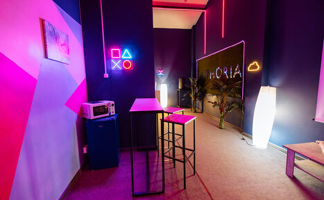 Арендовать Тёмный лофт для вечеринок 