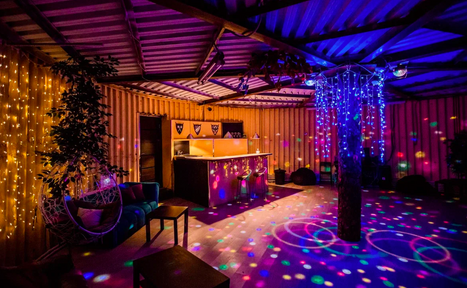 Арендовать EmpireLoft Светлый лофт с деревом на Партизанской