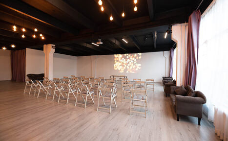 Арендовать Лео Лофт 