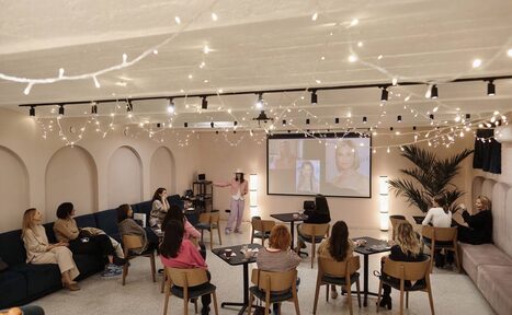 Арендовать Стилизованный лофт для деловых мероприятий