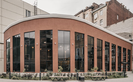 Арендовать Амфитеатр Ленполиграфмаш