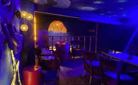 Арендовать Лофт Ван Гог Двухуровневый лофт с верандой