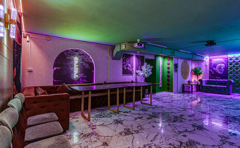 Арендовать Стильный лофт Джаванди