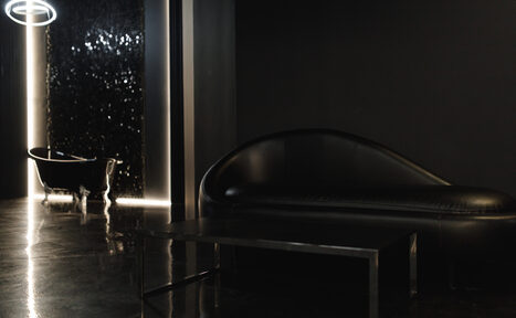 Арендовать Wow Place Loft. Mr Black. Чёрный зал