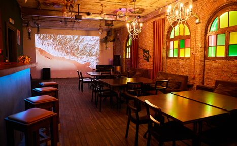 Арендовать Авангардное лофт-пространство в центре города