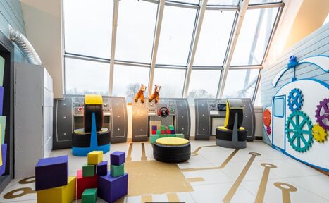 Арендовать Сказочный город. Семейное пространство