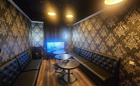 Арендовать Типичный Питер. ВИП лофт -зал
