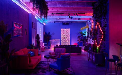 Арендовать AJNA лофт-бутик на набережной КК “Брусницын”