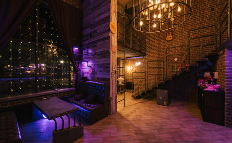 Арендовать Двухуровневый арт-лофт