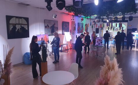 Арендовать Interactive Space Яркое лофт-пространство с VR