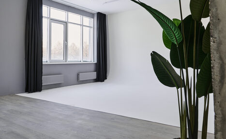 Арендовать Студия с волной и циклорамой