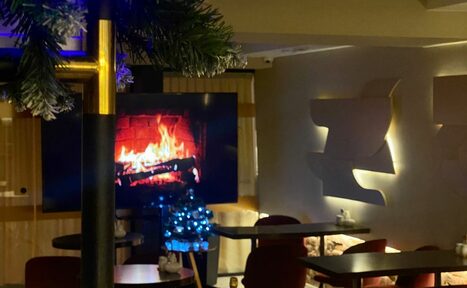 Арендовать Статский Советник. Зал для небольшой компании