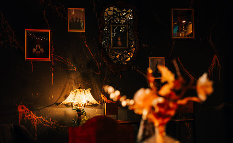 Арендовать Лофт "COVEN" (Лофт "КОВЕН"). Тематический тёмный лофт