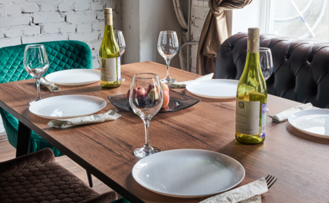 Арендовать Двухуровневый лофт из белого кирпича