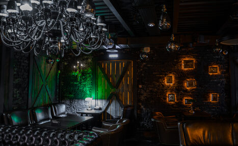 Арендовать Tangiers Lounge (Танджирс Лаунж). Танж. Лофт-зал в мрачном средневековом стиле