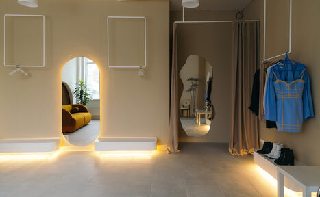 Арендовать Светлая студия с окнами