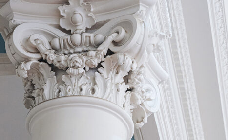 Арендовать Светлый зал в классическом стиле