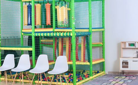 Арендовать Красочный лофт Конфета для детских мероприятий