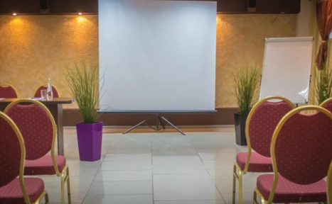 Арендовать Конференц-зал в отеле Аура