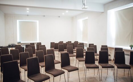 Арендовать Тренинг - холл