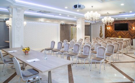 Арендовать Светлый конференц-зал